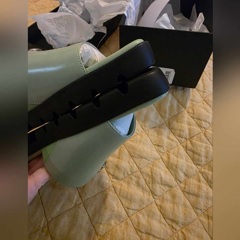 New In Box Coach Florence Leather Slides β Pale Pistachio Size 9.5B - Picture 8 of 13